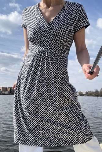 Zauberhaftes boden midi kleid - zauberhaftes,