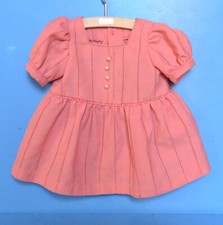 Puppenkleid, rosa/lachsfarben, 24 cm lang f. Schildkröt, Kruse u.a.