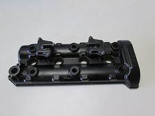 Valve cover cover engine
