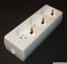 Dreifach 3-fach AP Aufputz Schutzkontakt Steckdose Steckdosenleiste weiß Montage