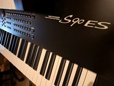 Yamaha S90 ES 88 gewichtete