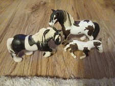 Schleich Pferde Familie