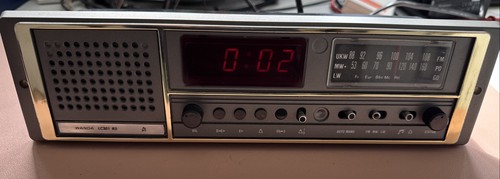 Wanda vintage clock radio lc - vintage,
