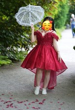 Elegantes rotes abendkleid mit - abendkleid,