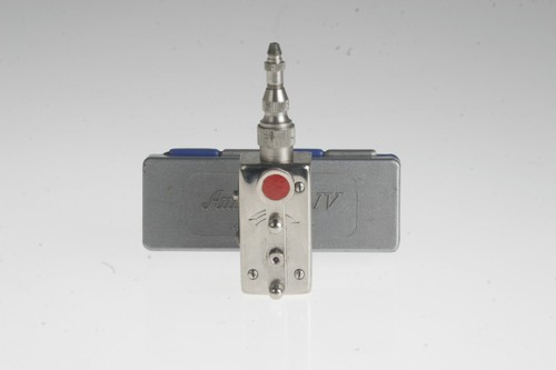 Autoknips mit schatulle - iv,