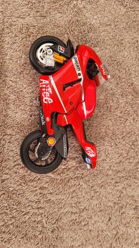 Ducati desmosedici motogp - desmosedici,