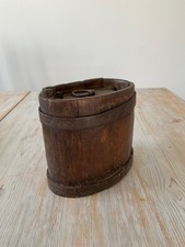 Antikes kleines Holzgefäß /