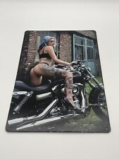 Blechschild Vintage, Frau mit