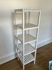 Weißes IKEA Badezimmer Regal