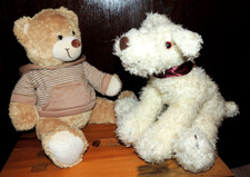 Sitz Teddybär-Nicotoy- und Hund-
