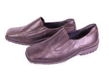 Theresia M. Komfort Slipper