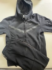 Nike Tech Trainingsanzug