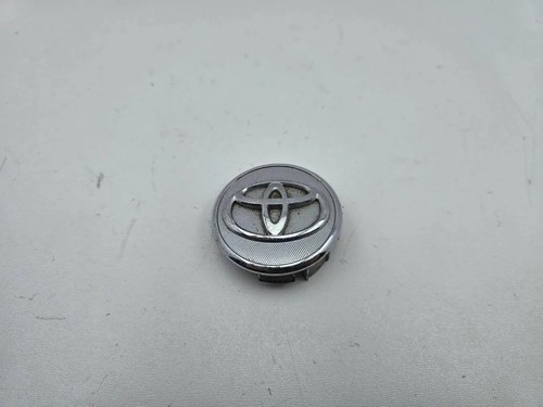 Toyota auris e18 radkappen - toyota,