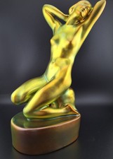 Zsolnay Eosin Frauenakt