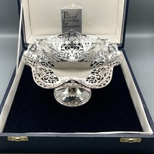 TRAUMHAFT REICH VERZIERTE