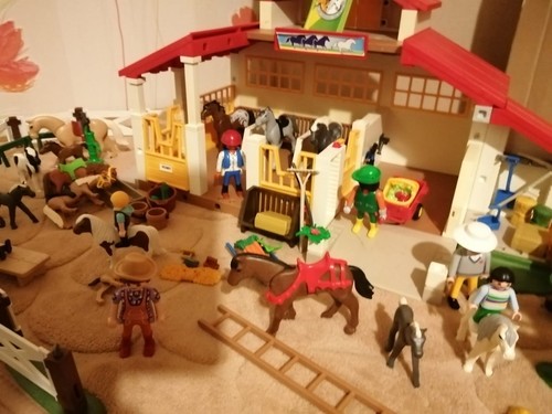 Playmobil pferdestall hof mit - playmobil,