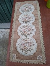 Alte  große  ovale  Brokat