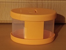 (29) Tupperware Orient-Express