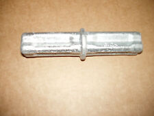 Rohrverbinder, Zentrierbolzen