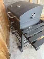 Holzkohlegrill mit Deckel und Thermometer, Standgrill, Schwarz