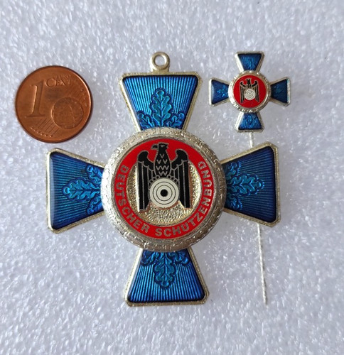 Ehrenkreuz anstecknadel - &,