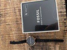 fossil hybrid hr