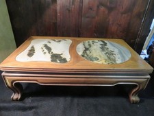 Phantastischer "Kang-Tisch"