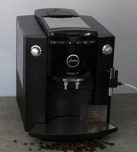 Jura f50 kaffeevollautomat - ~~,