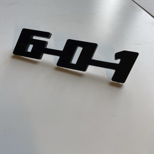Schriftzug 601 schwarz - 1, x