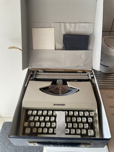 Vintage mercedes - vintage,