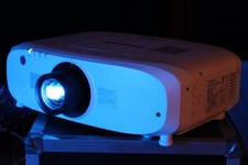 *Panasonic PT-EW730Z*Event-Beamer Projektor projector 7000 Lumen 5000:1 WXGA 16h