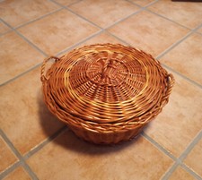 Weidenkorb mit Deckel