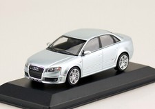 Audi RS4 2004 silber 1:43
