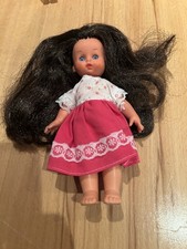 60er 70er Jahre alte Kleine Puppe Furga Italy. Schöne Brünette Puppe! Vintage