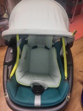 Maxi Cosi Babyschale Coral i-Size in Neogreen