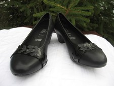 Easy Street Bozen Pumps