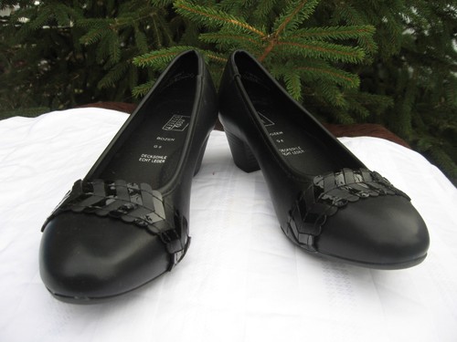 Easy street bozen pumps - easy,