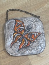 Vintage: Steingut / Keramik Wandbild Schmetterling an Kette ca. 25x25 cm