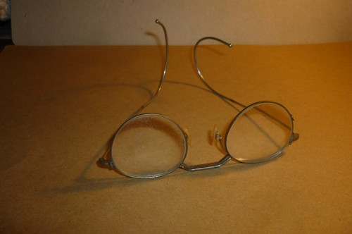 Schöne alte nickelbrille mit - alte,
