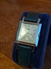 Seltene Gruen Curvex