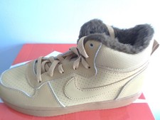 Nike Court Borough Mid WNTR