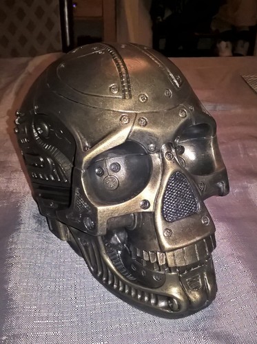 Terminator cyborg robot skull - cyborg,