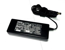 Original Toshiba Netzteil 75