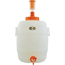 30L (7.9 Gallon) Plastic
