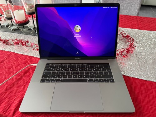 Apple macbook pro intel core - -,