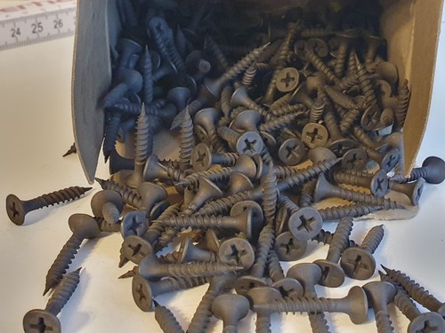 255 stück trockenbauschrauben - 255,