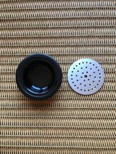 Tropfschale mit Tropfgitter