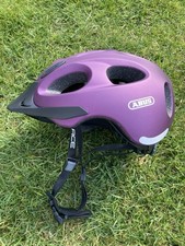 ABUS Fahrradhelm mit integriertem LED Rücklicht, Helm, Schutzhelm, Fahrrad