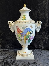 Museale Art Deco Deckelvase