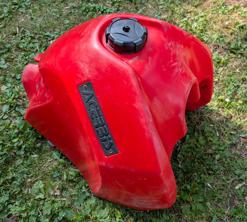 600 acerbis tank 1879 - 600,
